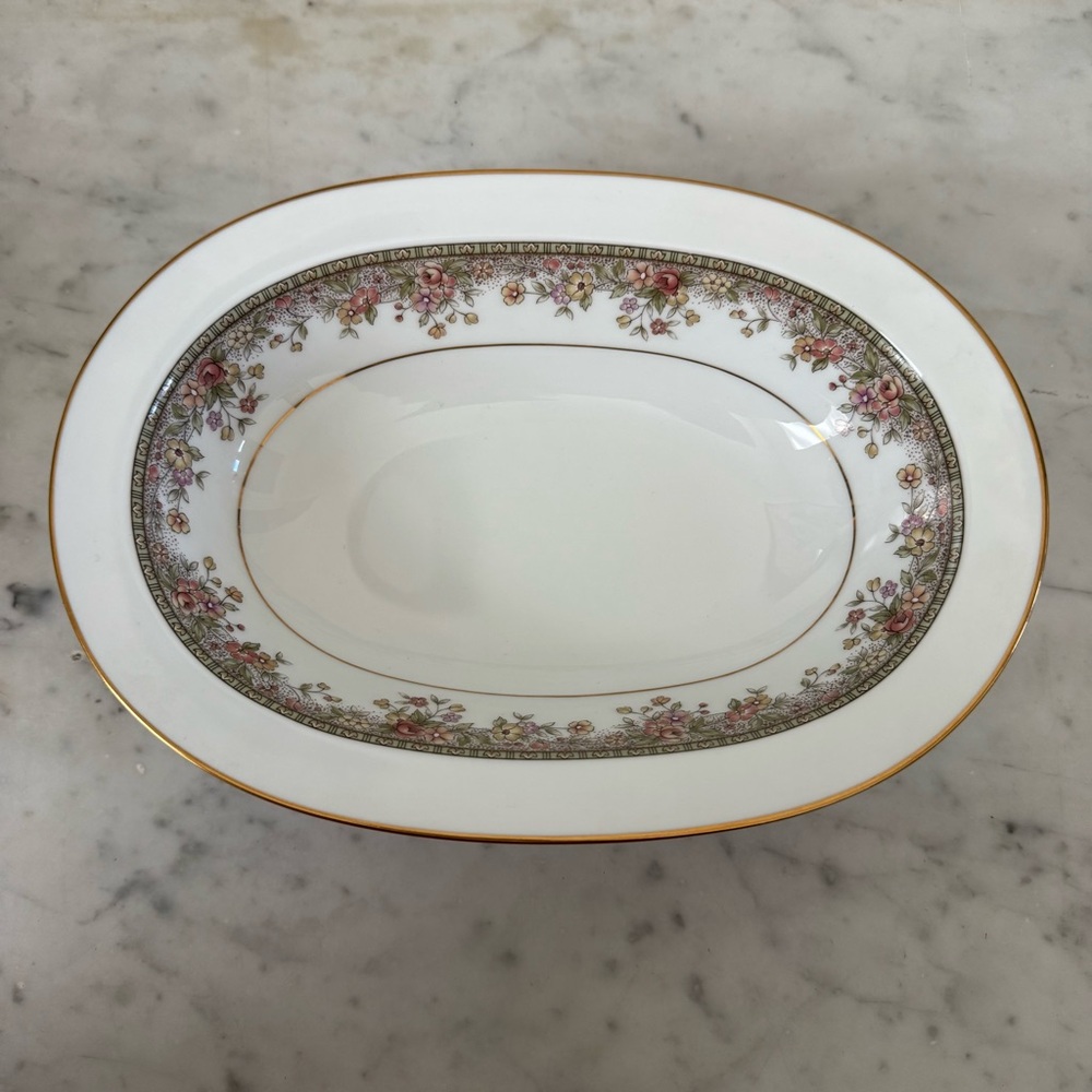 Noritake Ireland 2767‎ MORNING JEWEL 10 Inch Oval Vegetable Serving Bowl